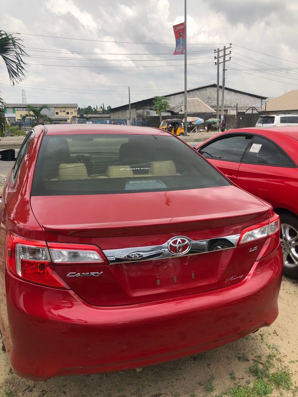 Thumbnail 6 of 2012 Toyota Camry le